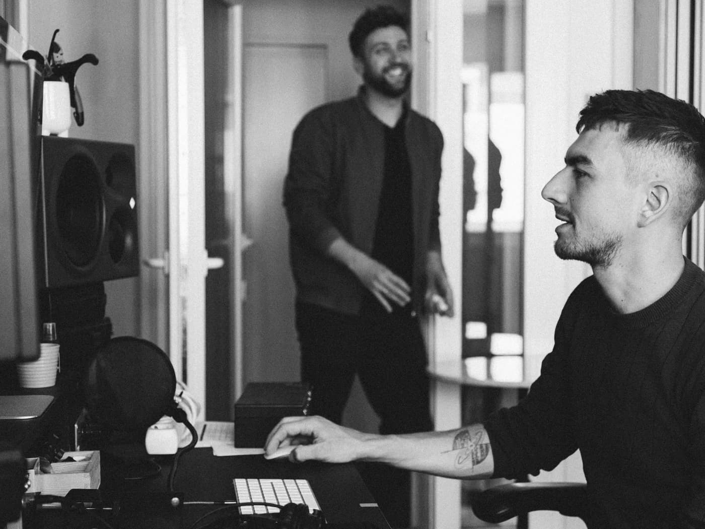 Tonherd Studio — Florian und Vali am Desk